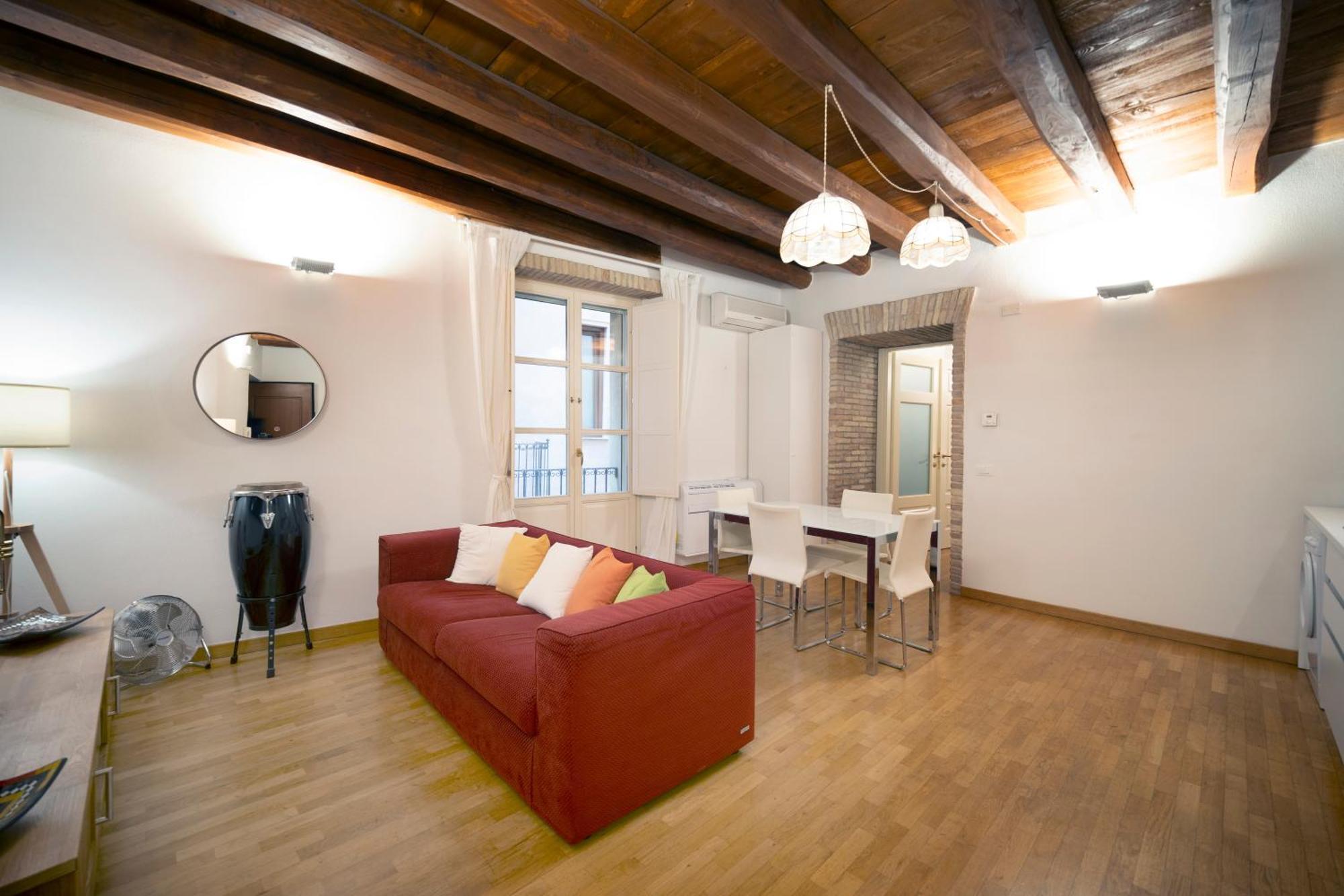Suite Martini Al Castello Кальяри Экстерьер фото