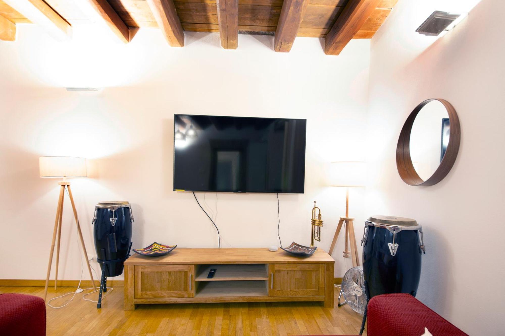 Suite Martini Al Castello Кальяри Номер фото