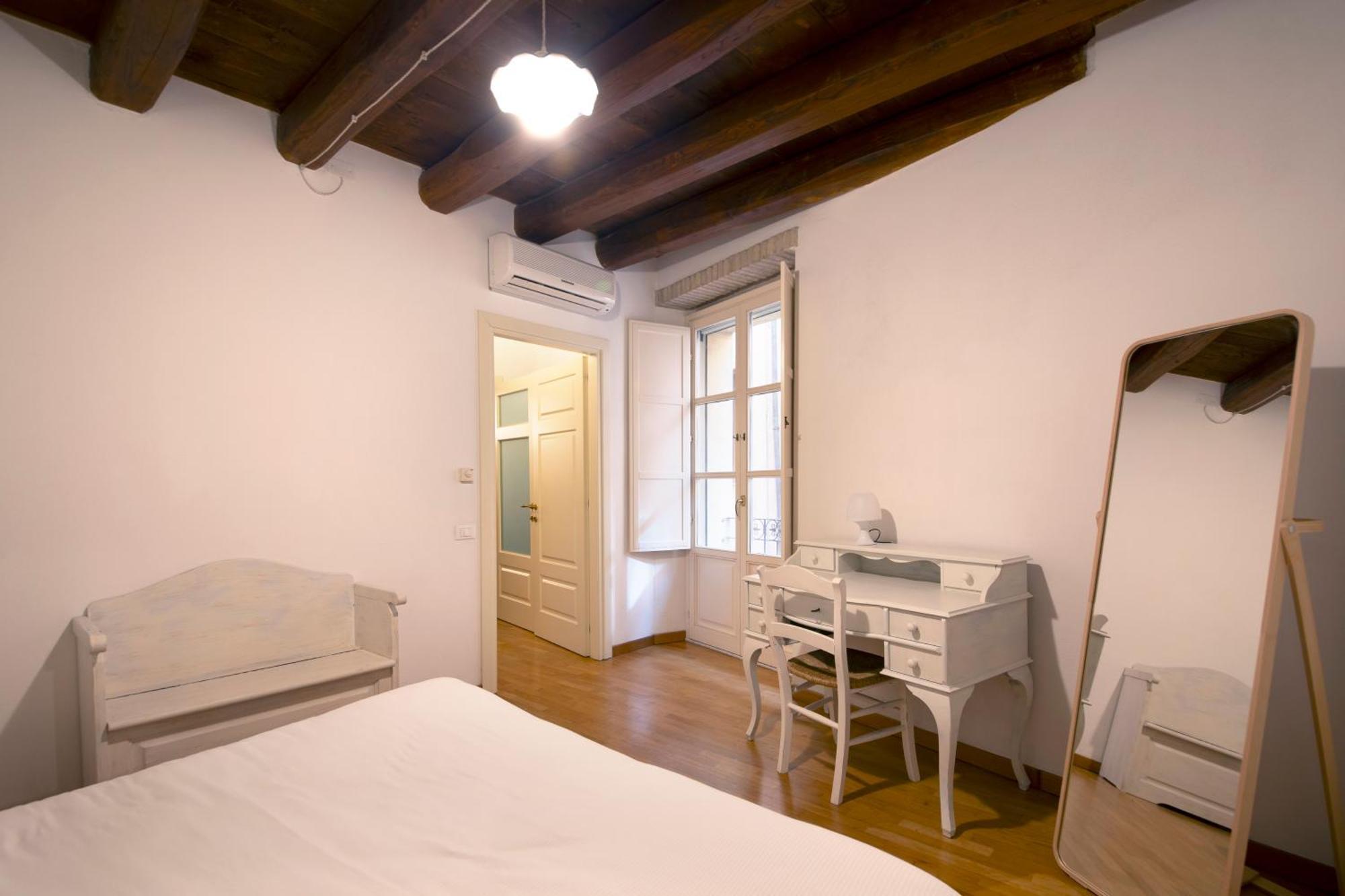 Suite Martini Al Castello Кальяри Номер фото
