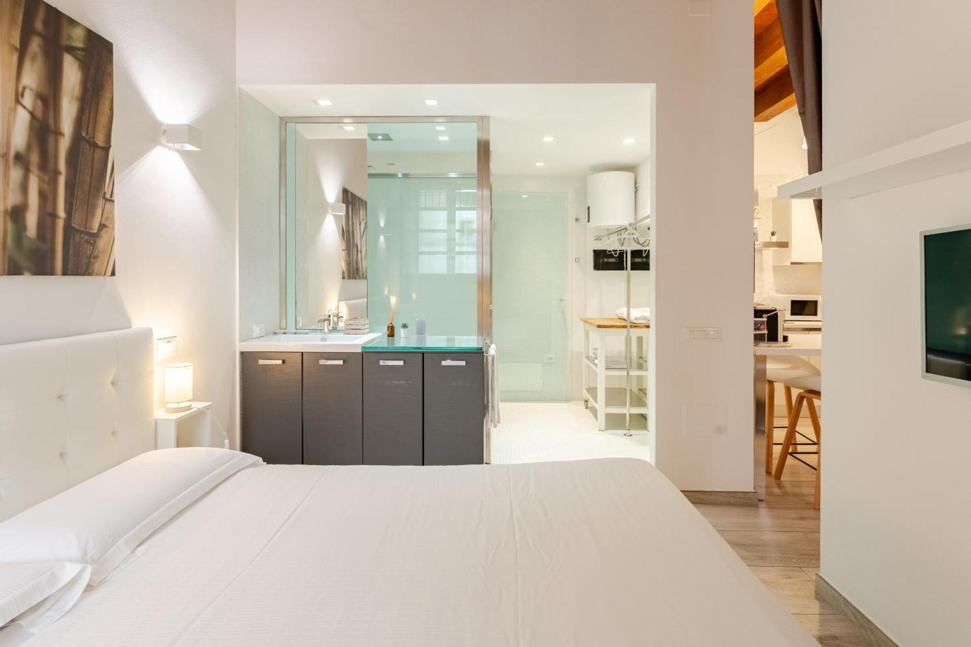 Suite Martini Al Castello Кальяри Экстерьер фото