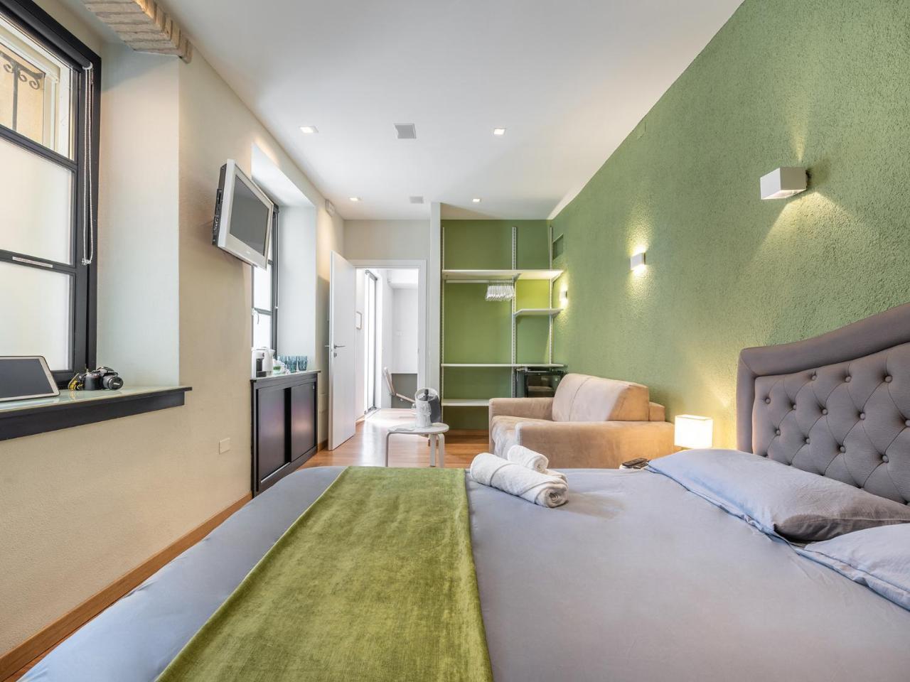 Suite Martini Al Castello Кальяри Экстерьер фото
