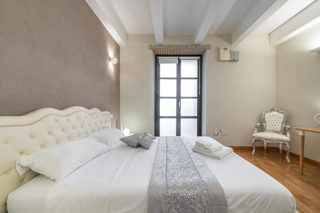 Suite Martini Al Castello Кальяри Экстерьер фото